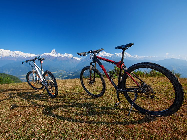 Mountain Bike the Annapurna Circuit