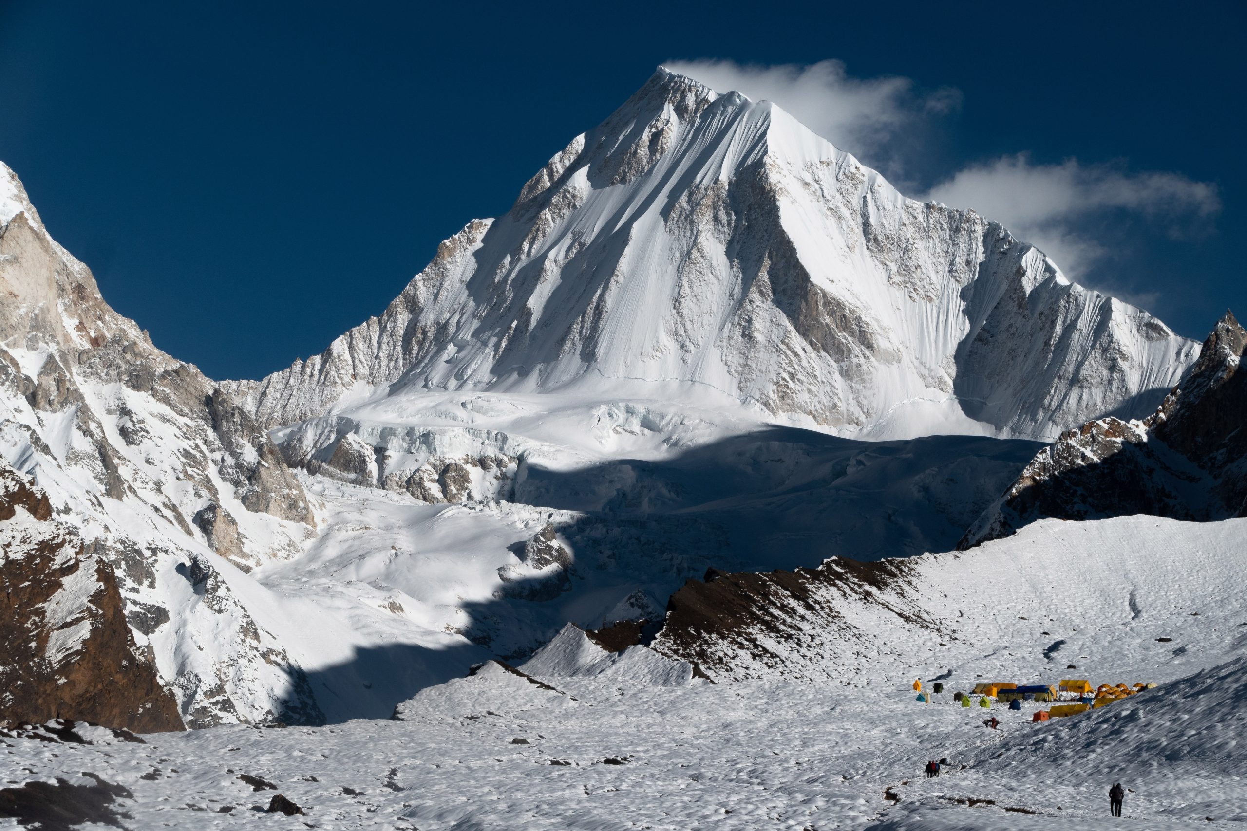 HIMLUNG HIMAL – 7,126 m / 23,373 ft.