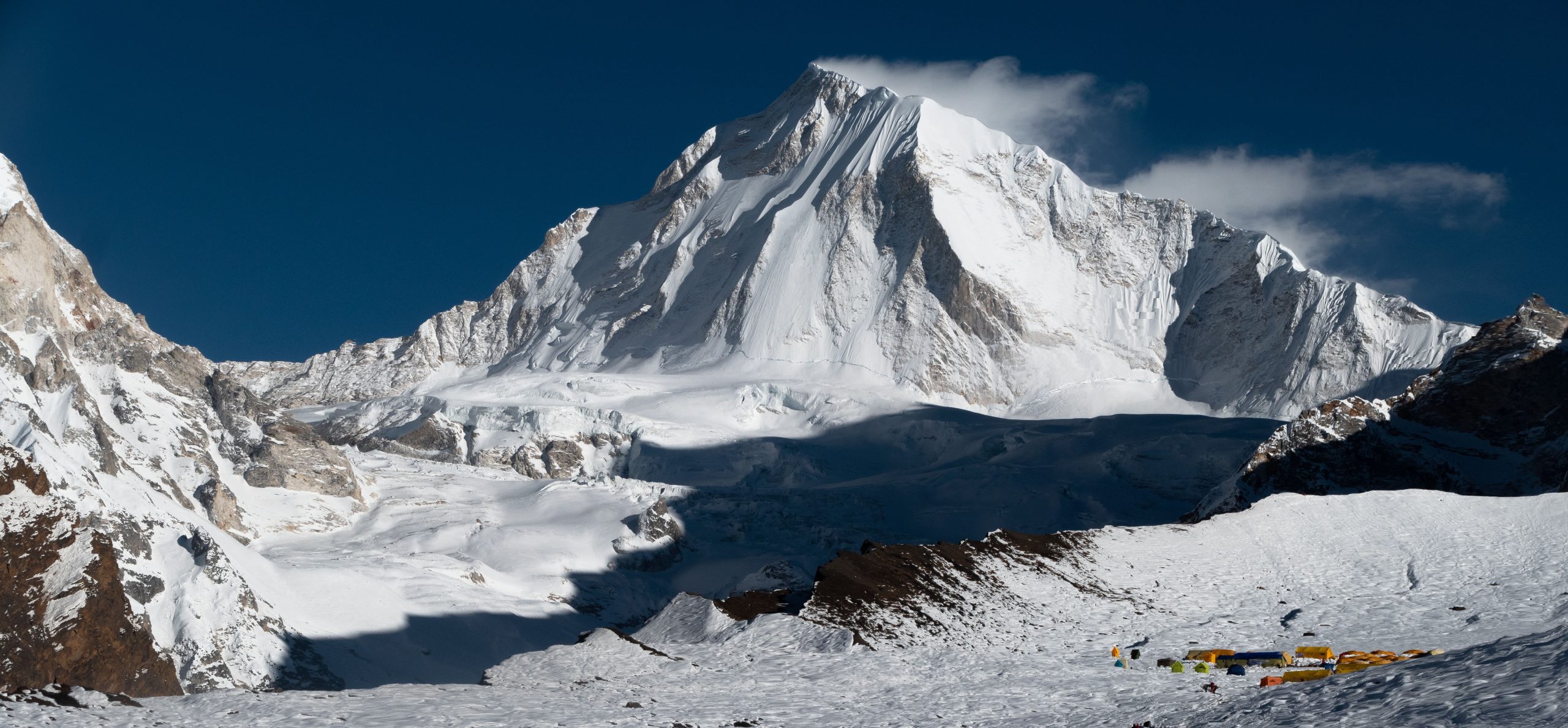 HIMLUNG HIMAL – 7,126 m / 23,373 ft.